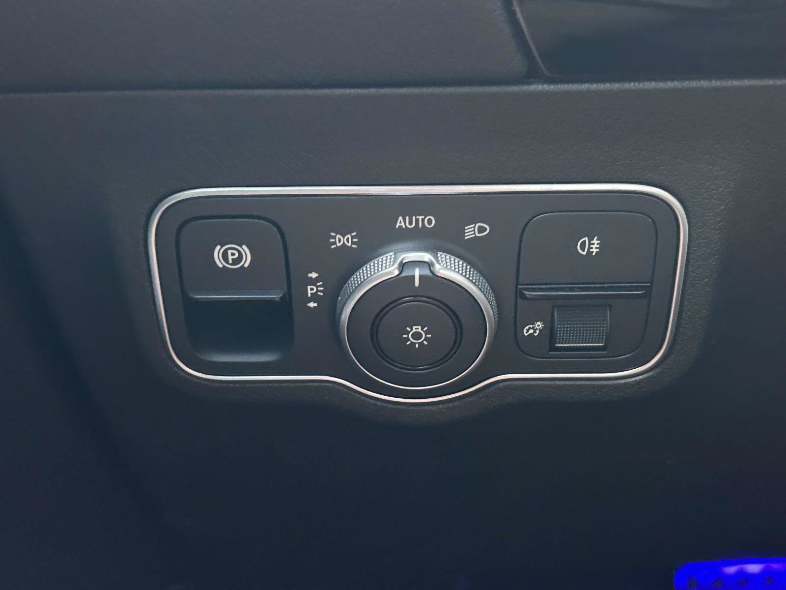Used 2023 Mercedes-Benz GLA 250 4MATIC image 22