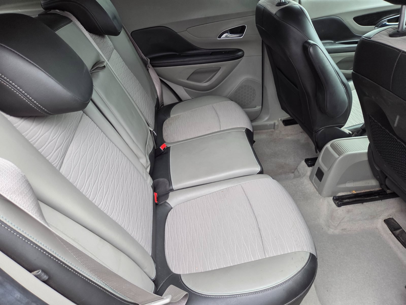 Used 2016 Buick Encore FWD image 10