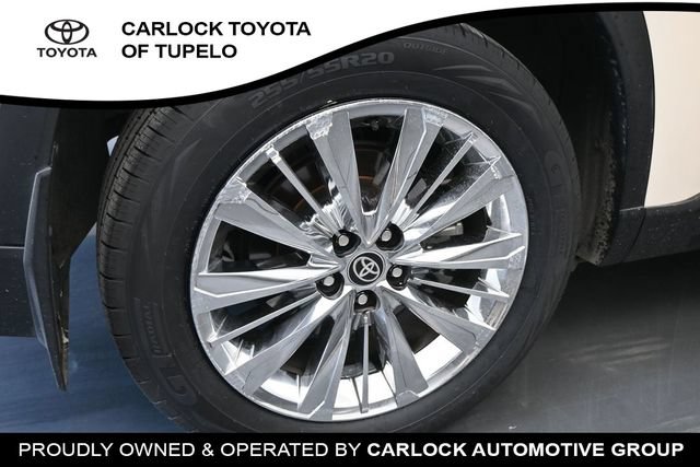 Used 2024 Toyota Grand Highlander AWD image 18