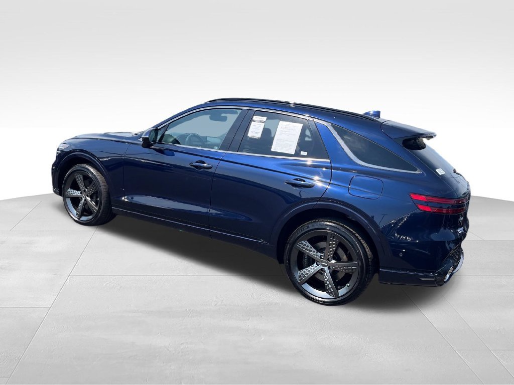 Used 2024 Genesis GV70 3.5T Sport w/ Sport Prestige Package AWD/4WD image 3