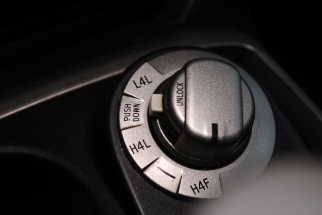 Used 2011 Toyota 4Runner Limited AWD/4WD image 21
