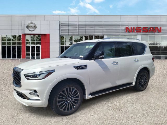 Used 2024 INFINITI QX80 Sensory AWD/4WD image 6