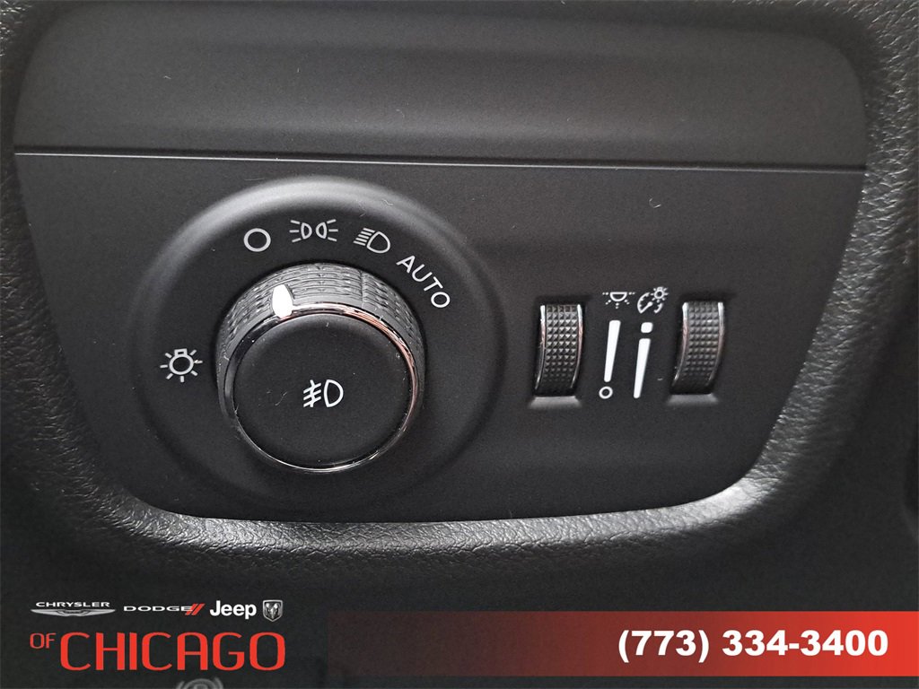 New 2025 Jeep Grand Cherokee Limited image 24