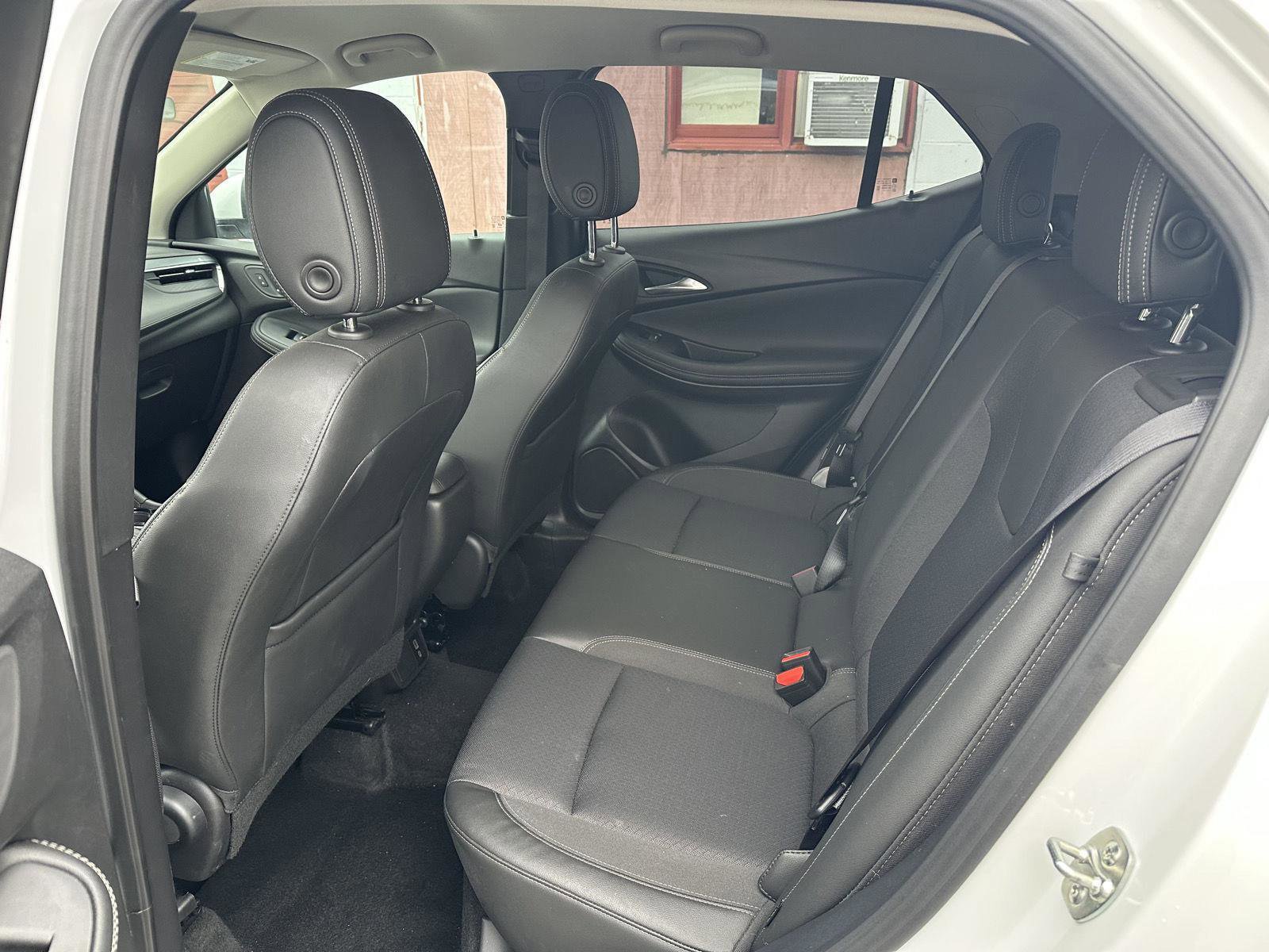 Used 2025 Buick Encore GX Preferred image 15