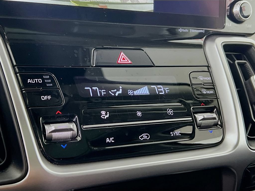 Used 2022 Kia Sorento S w/ Panoramic Sunroof Package AWD/4WD image 8