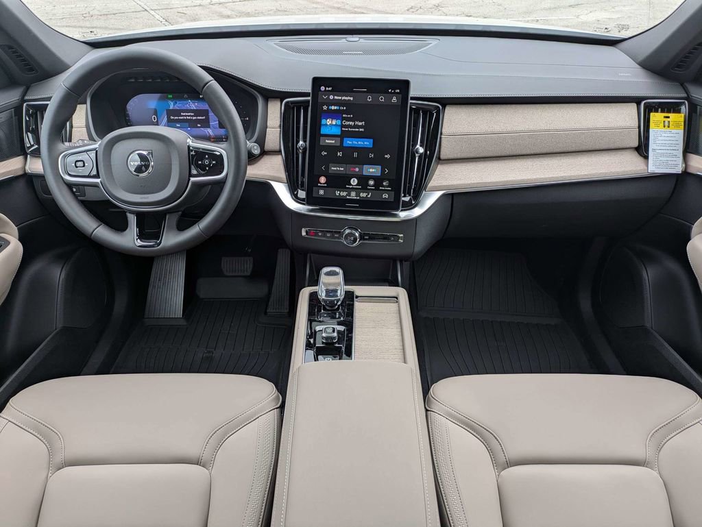 New 2026 Volvo XC90 T8 Plus w/ Protection Package Premier AWD/4WD image 21