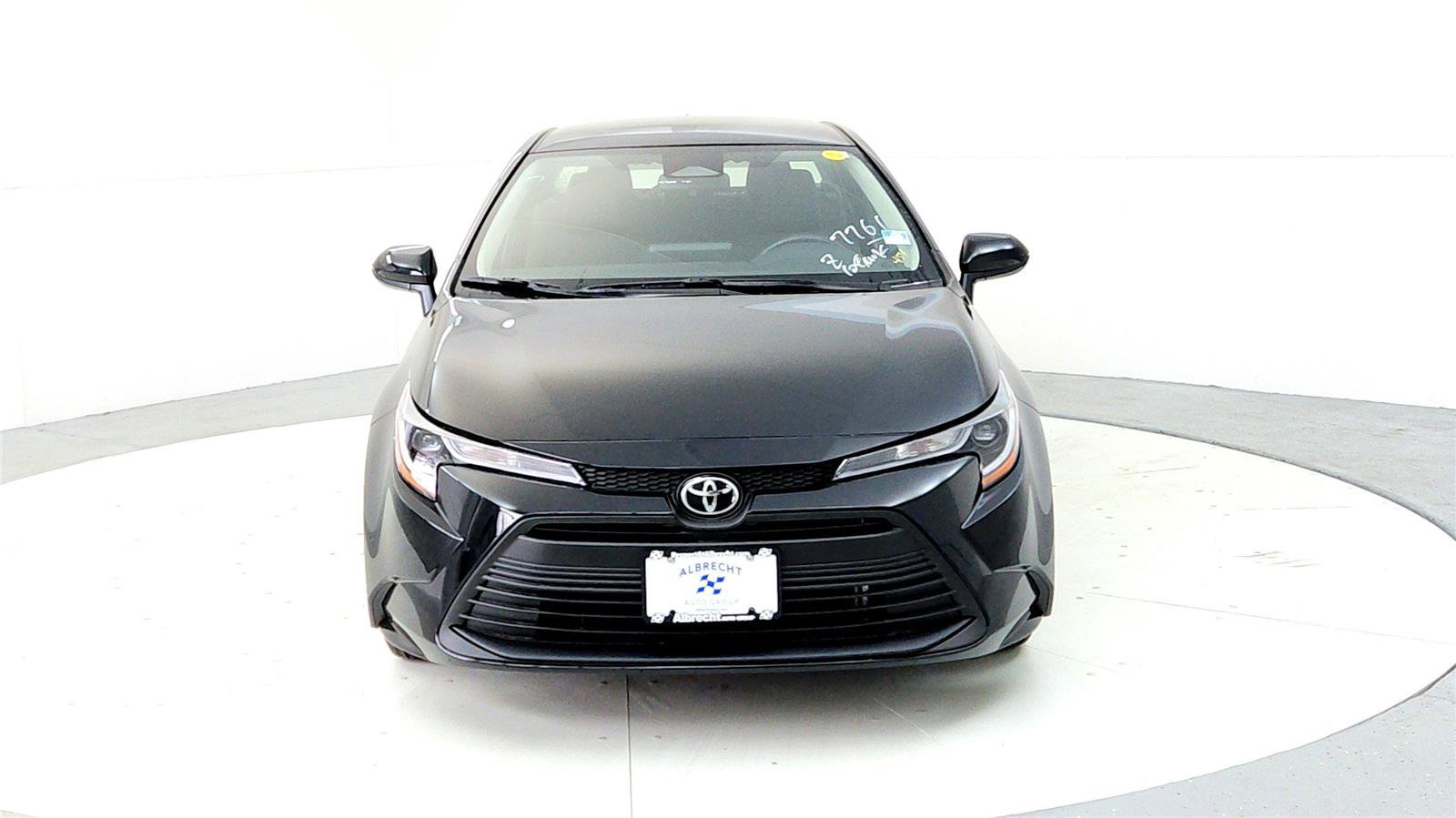 New 2026 Toyota Corolla LE FWD image 8