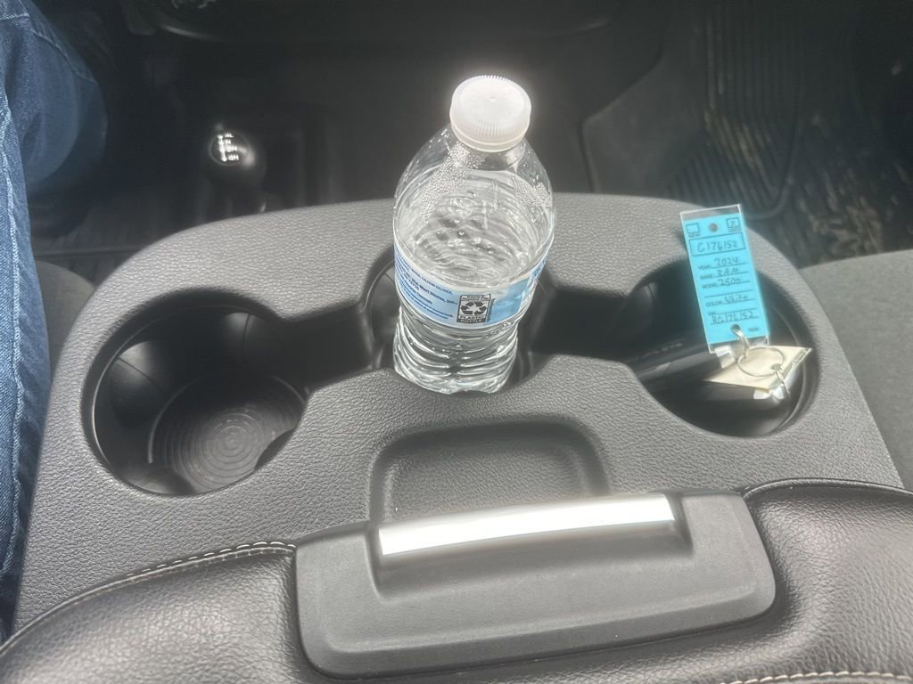 Used 2024 RAM 2500 Tradesman w/ Chrome Appearance Group image 22