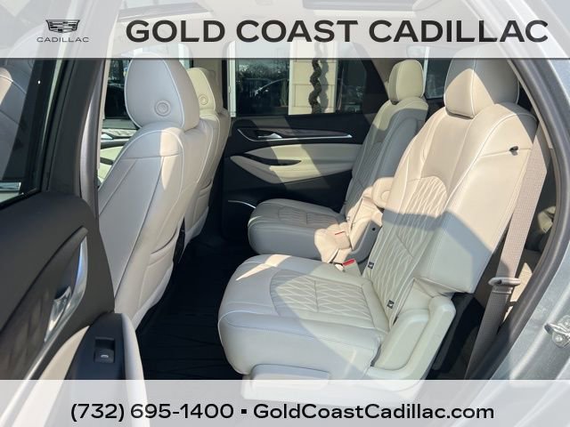Used 2023 Buick Enclave Avenir w/ Avenir Technology Package image 18