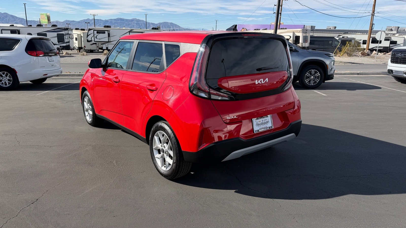 Used 2023 Kia Soul LX w/ LX Technology Package image 5