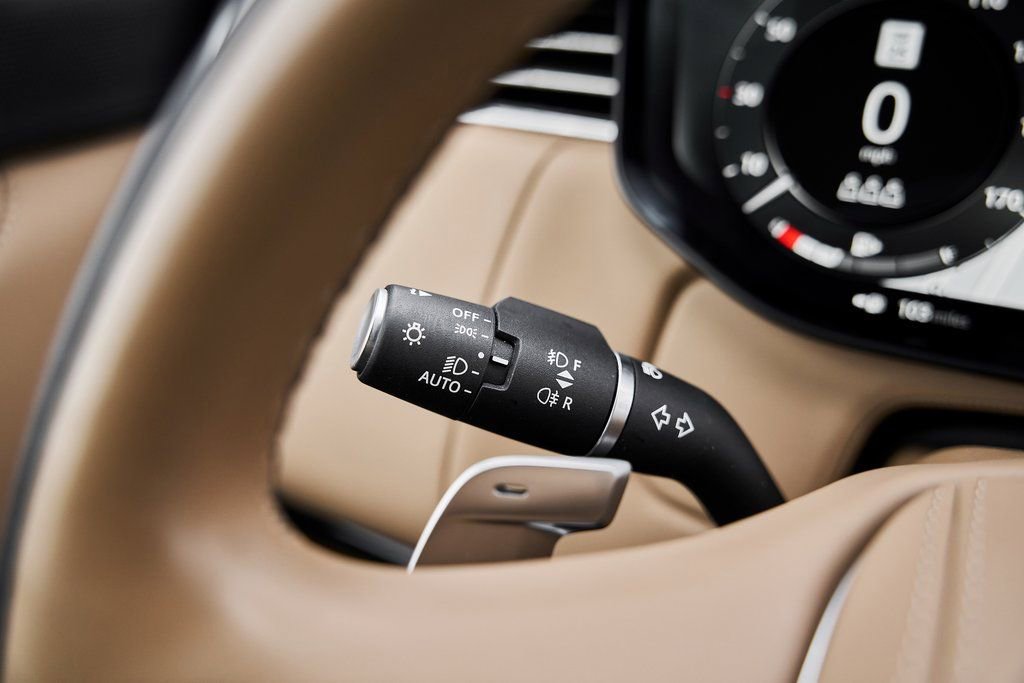 Used 2023 Land Rover Range Rover SE image 53