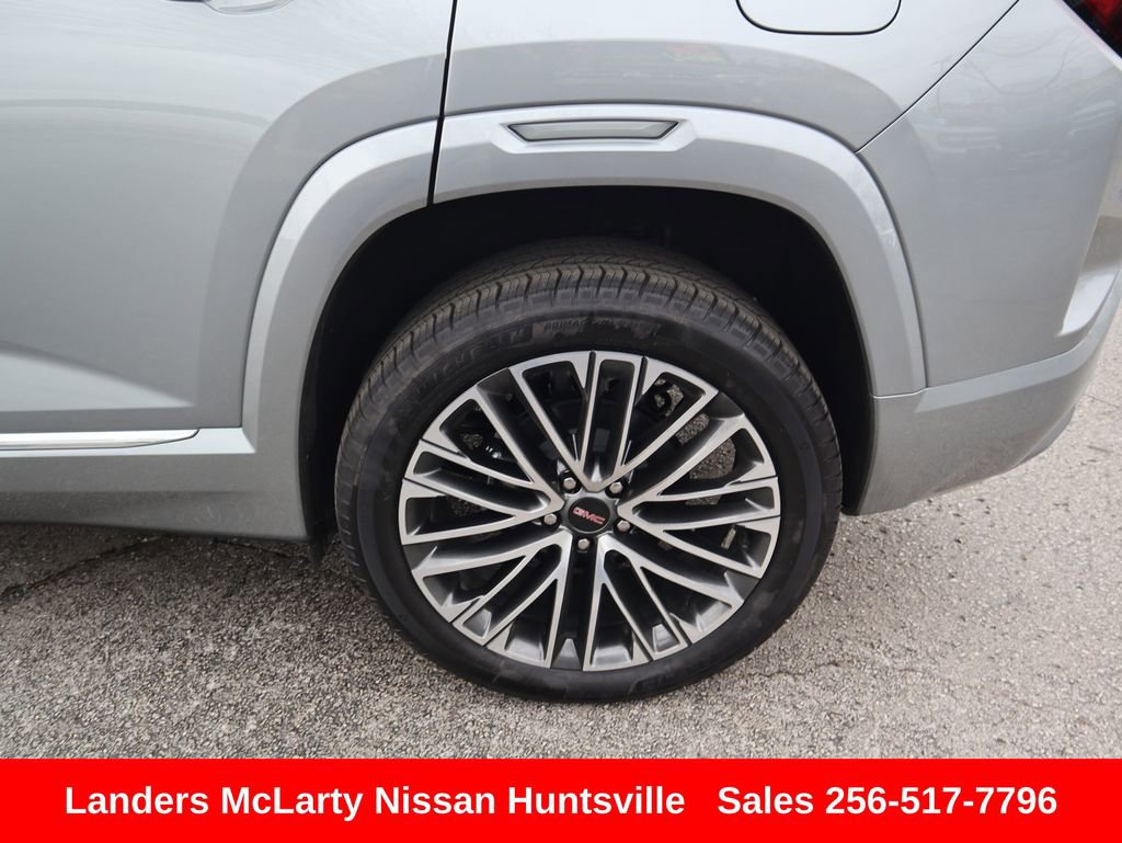 Used 2026 GMC Terrain Denali w/ LPO, Floor Liner Package image 12