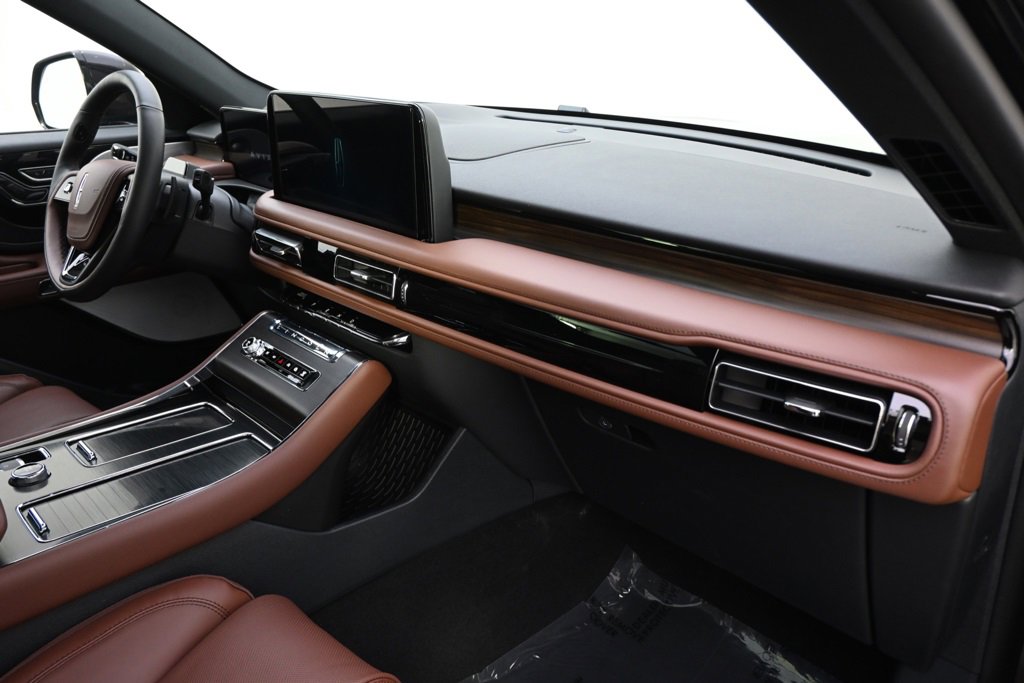 New 2026 Lincoln Aviator Reserve image 15
