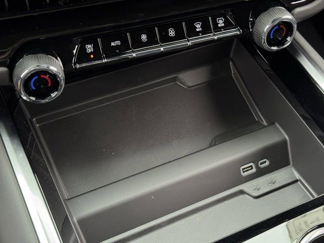 New 2026 Chevrolet Suburban LS w/ LS Custom Edition RWD image 15