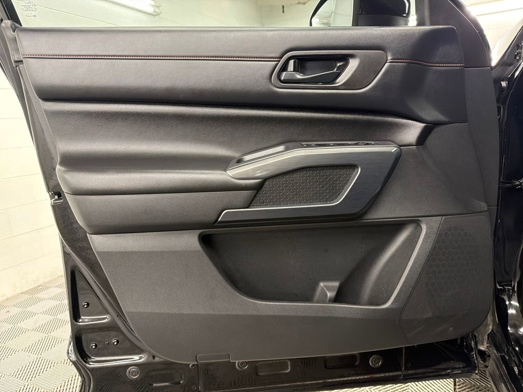 Used 2024 Nissan Pathfinder Rock Creek image 16