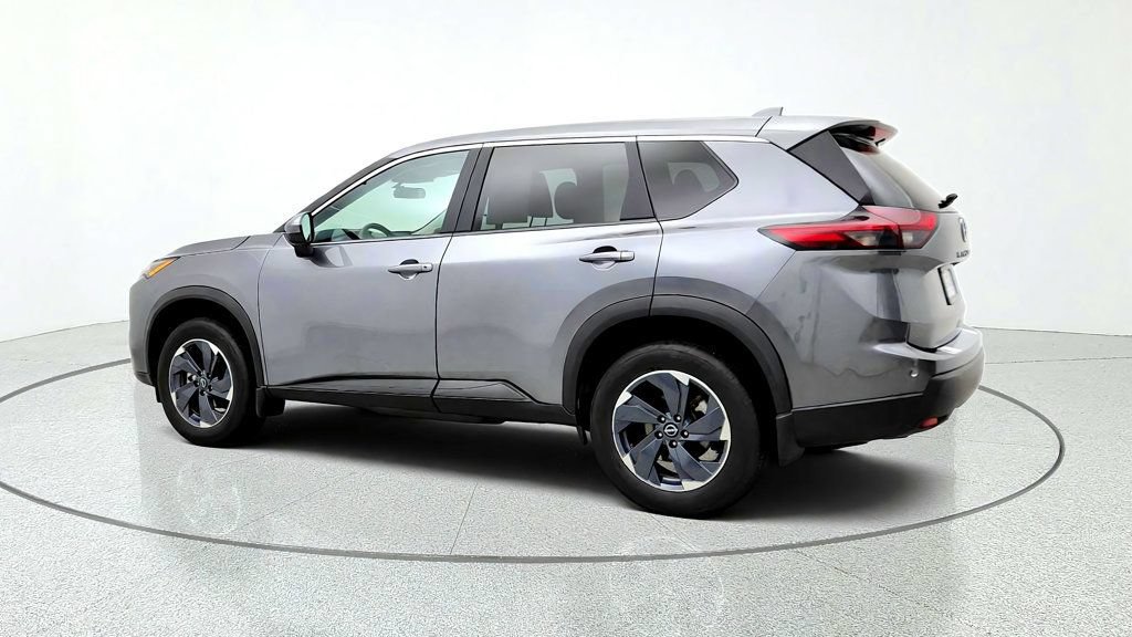 Used 2026 Nissan Rogue SV FWD image 7