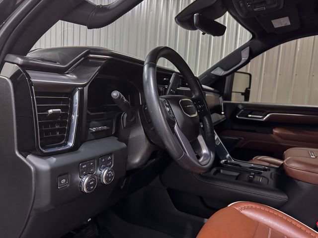 Used 2024 GMC Sierra 2500 Denali Ultimate AWD/4WD image 13