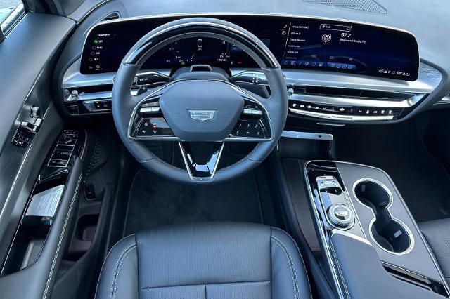 New 2026 Cadillac Lyriq Luxury image 15