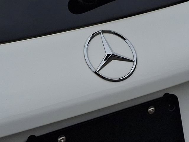 Used 2022 Mercedes-Benz GLC 300 w/ Premium Package Lite image 35
