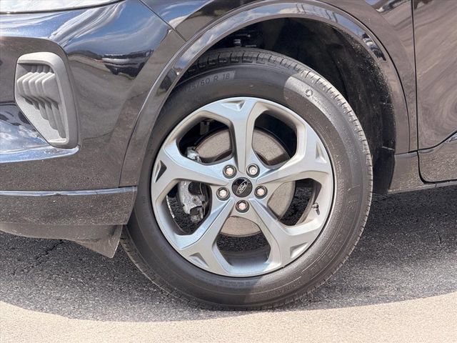 Used 2024 Ford Escape ST-Line w/ Tech Pack #1 AWD/4WD image 31