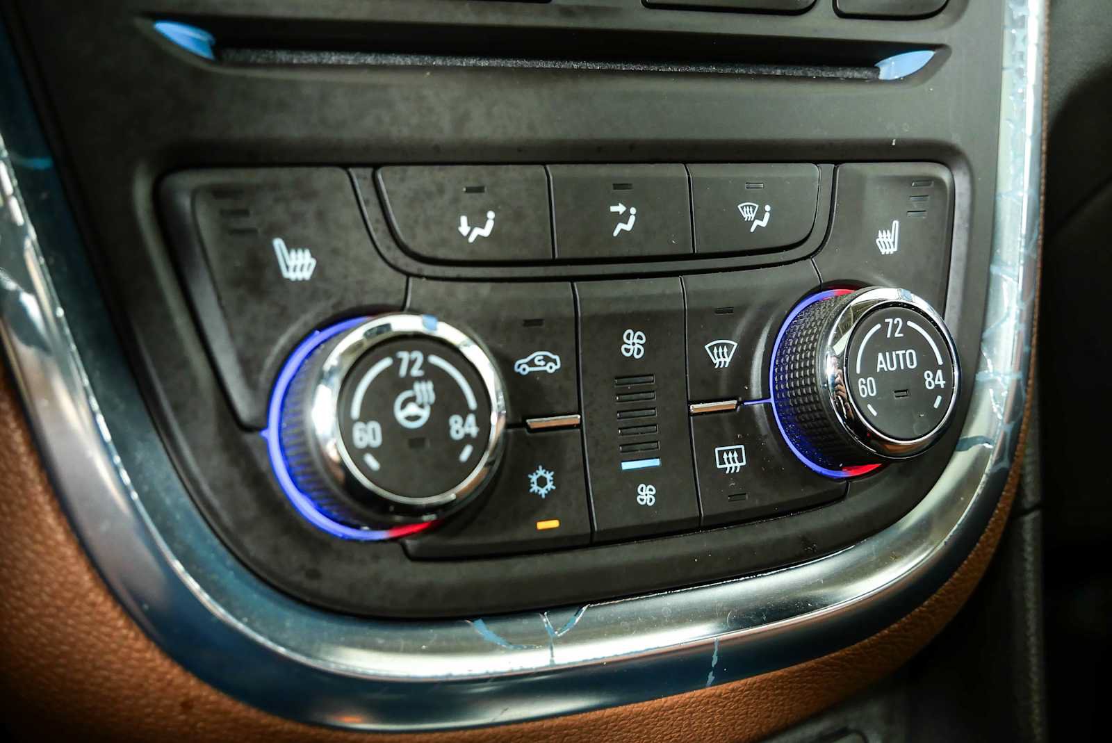 Used 2014 Buick Encore Leather FWD image 14