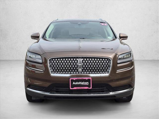 Used 2022 Lincoln Nautilus Reserve w/ Luxury Package AWD/4WD image 2