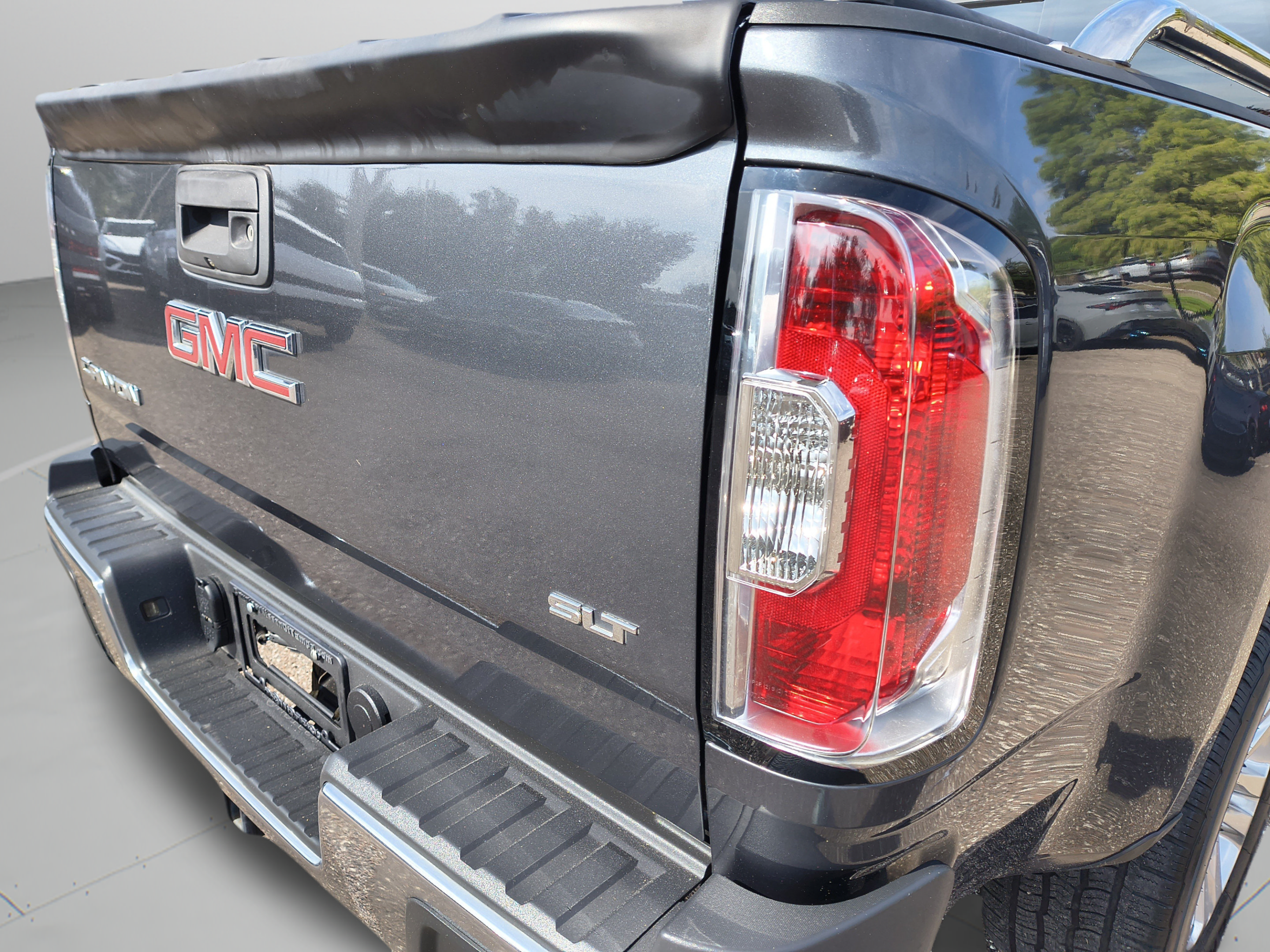 Used 2016 GMC Canyon SLT w/ Driver Alert Package RWD image 34
