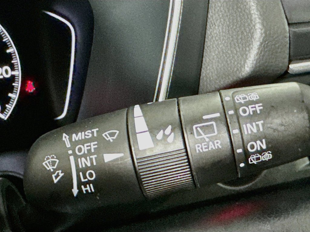Used 2023 Honda Pilot Touring image 16