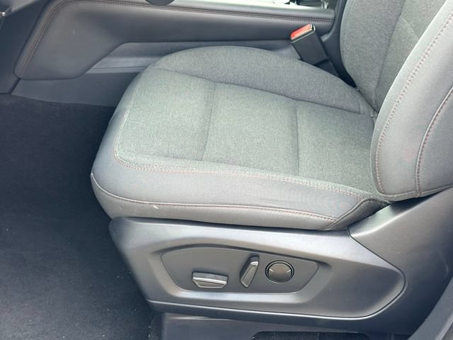 Used 2025 Ford Explorer Active AWD/4WD image 13