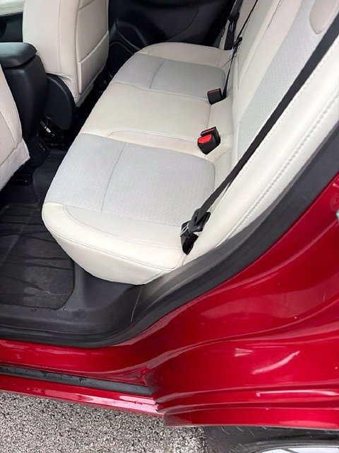 Used 2021 Buick Encore GX Select w/ Sport Touring Package AWD/4WD image 19