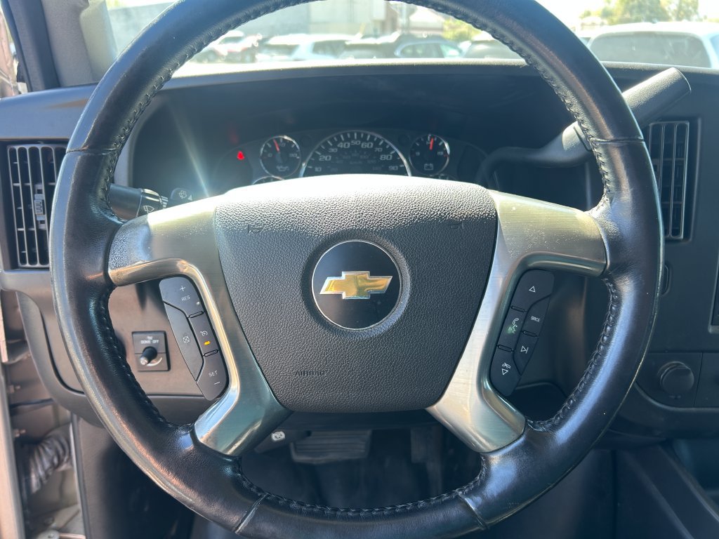 Used 2019 Chevrolet Express 2500 LS w/ Driver Convenience Package RWD image 17