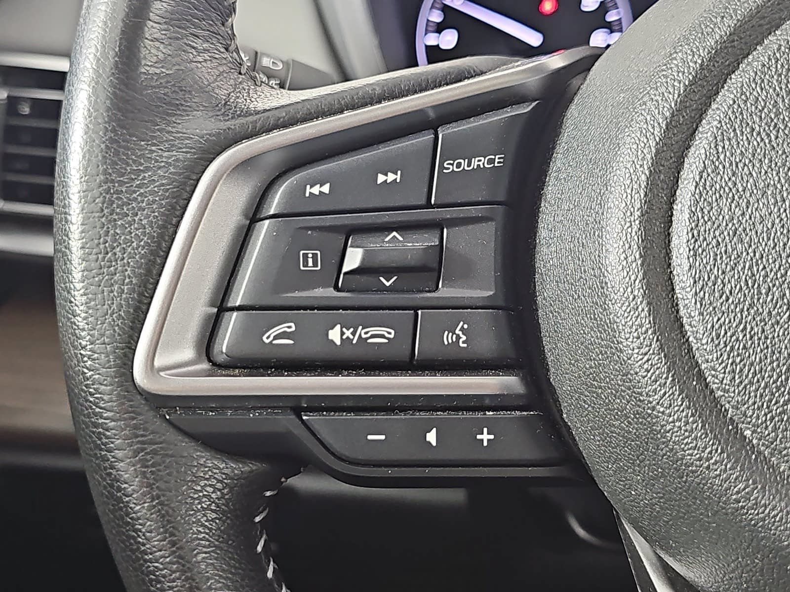 Used 2023 Subaru Outback Onyx Edition XT AWD/4WD image 17