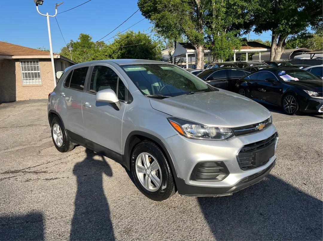 Used 2019 Chevrolet Trax LS FWD image 3