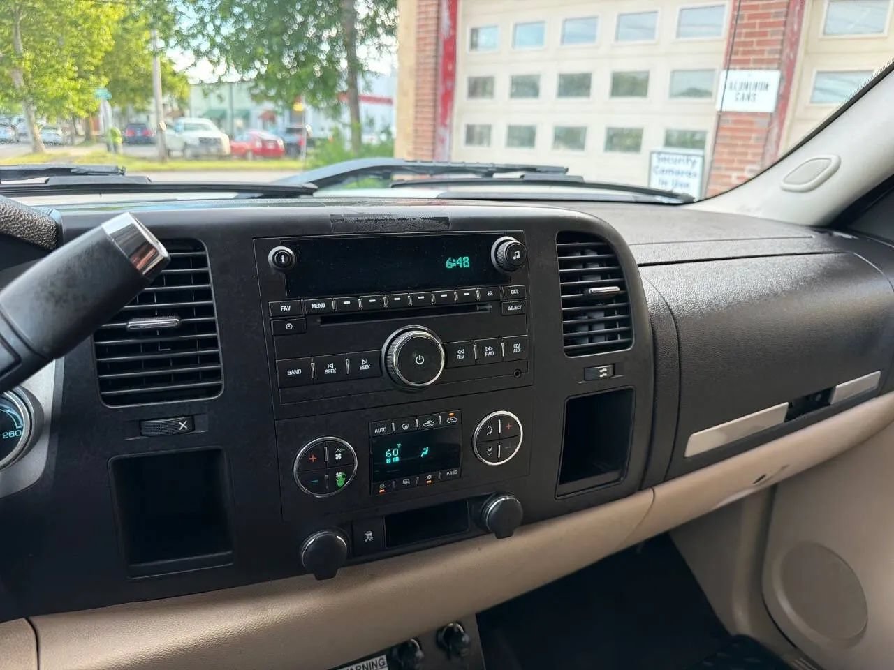 Used 2010 Chevrolet Silverado 1500 2WD Crew Cab Hybrid image 25