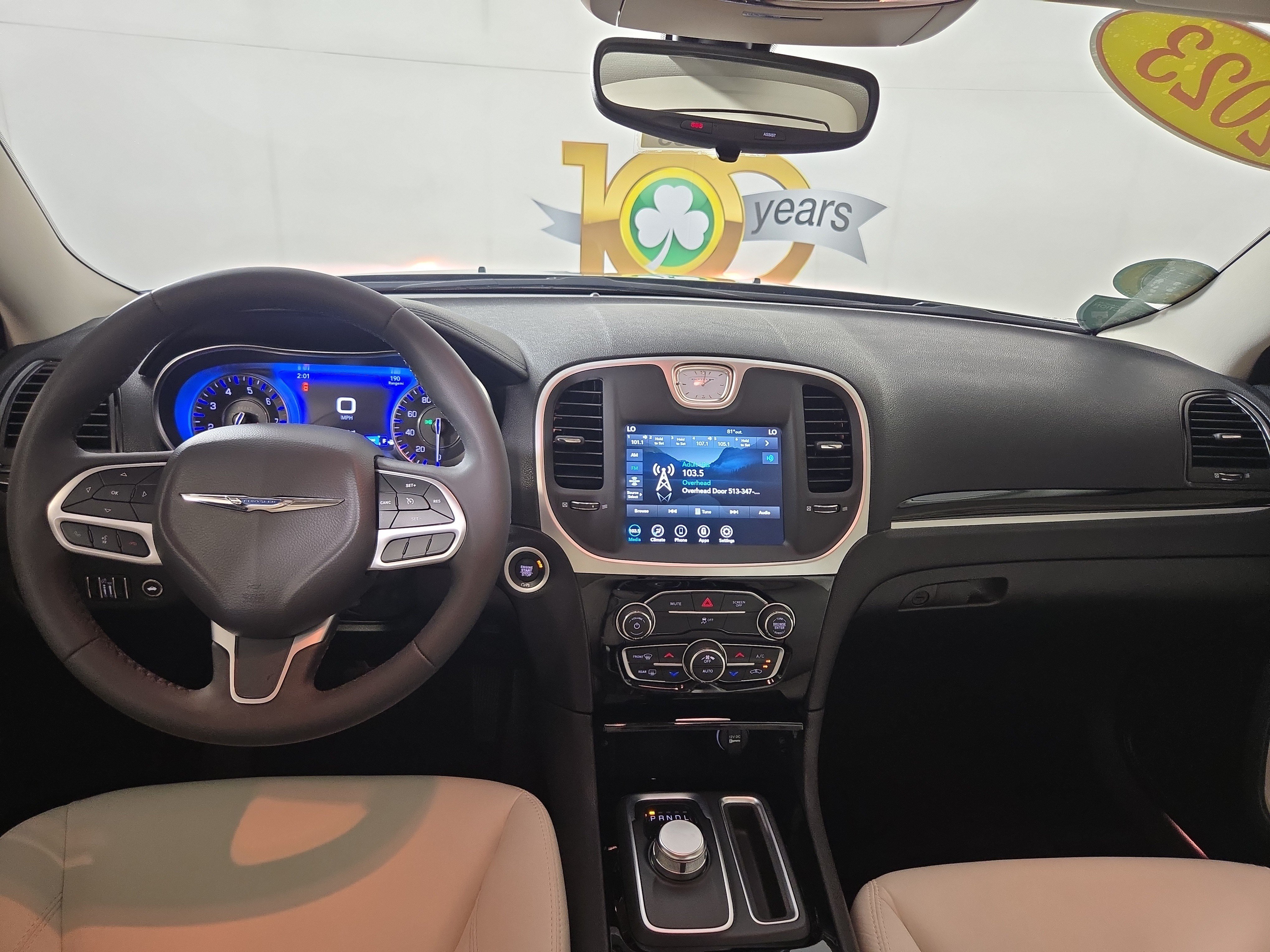 Used 2023 Chrysler 300 Touring w/ Sport Appearance Package RWD image 14