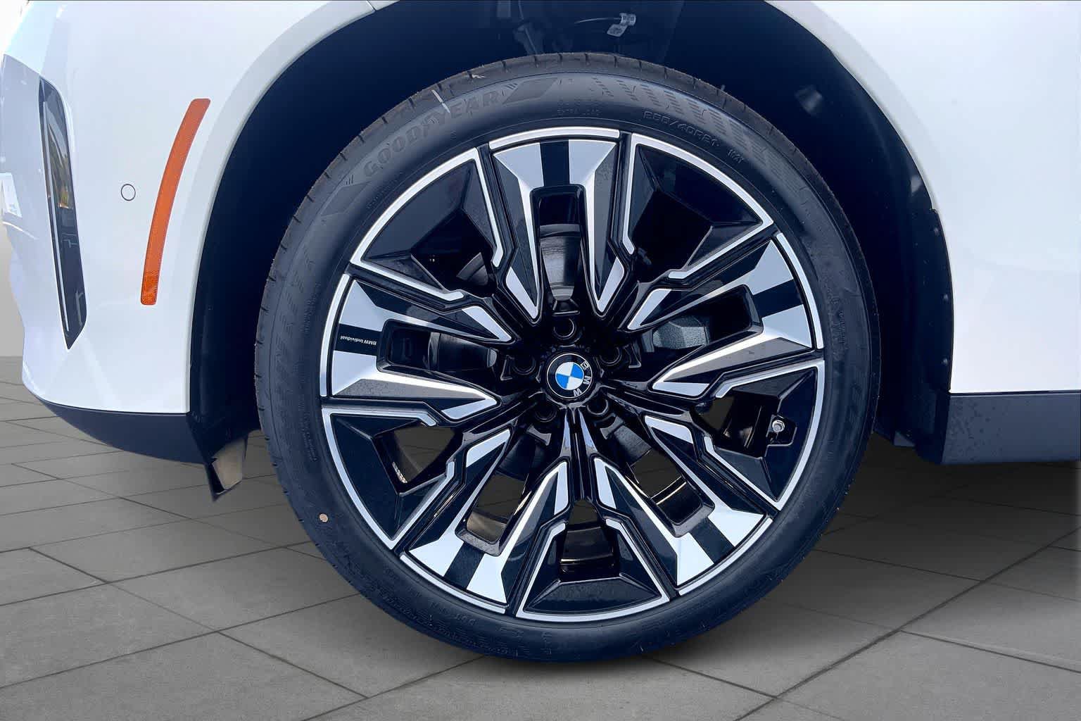 New 2026 BMW X3 xDrive30i w/ Premium Package AWD/4WD image 11