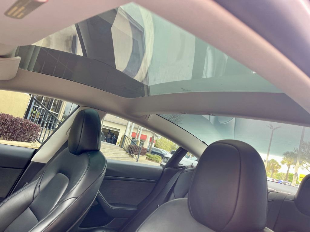 Used 2023 Tesla Model 3 Standard Range image 15