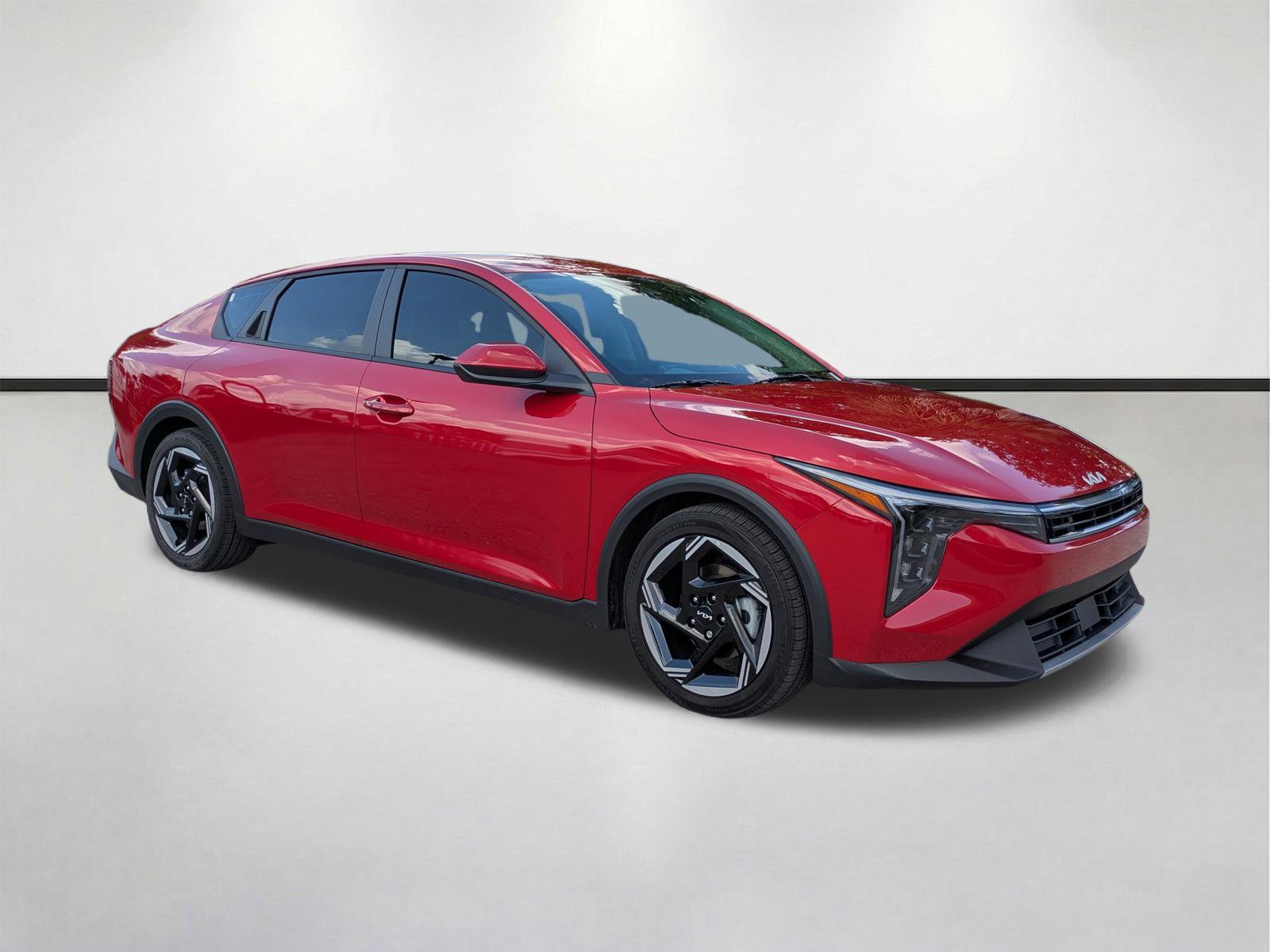 Used 2025 Kia K4 EX FWD image 2