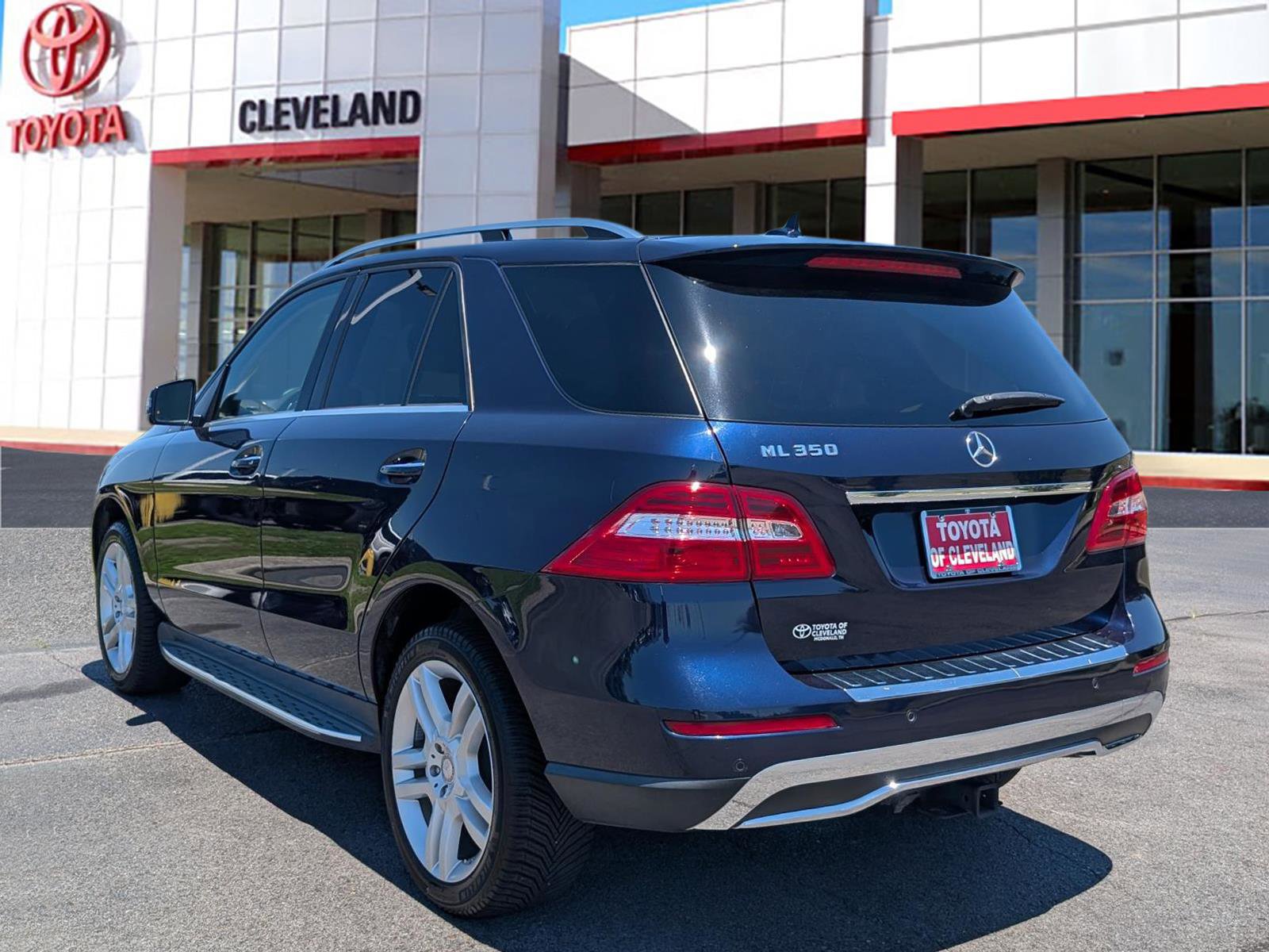 Used 2015 Mercedes-Benz ML 350 2WD image 4
