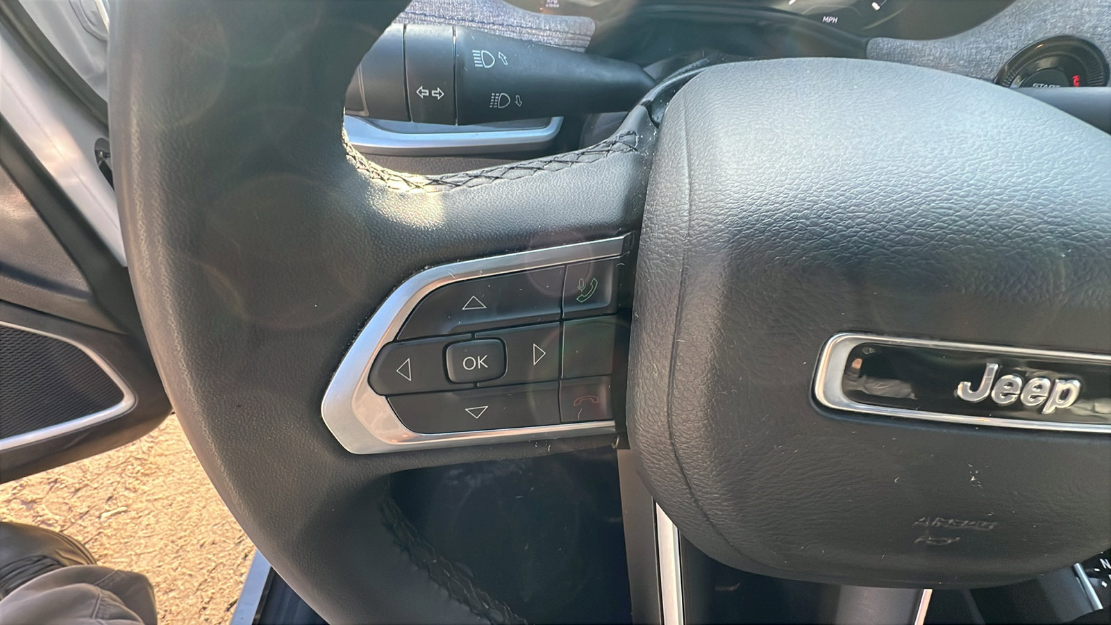 Used 2024 Jeep Compass Latitude image 26