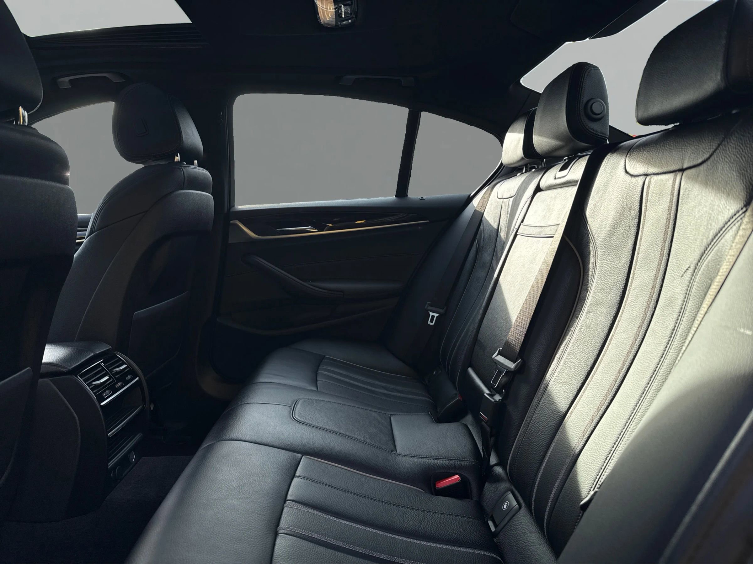 Used 2019 BMW 540i xDrive 540i xDrive Sedan 4D image 10