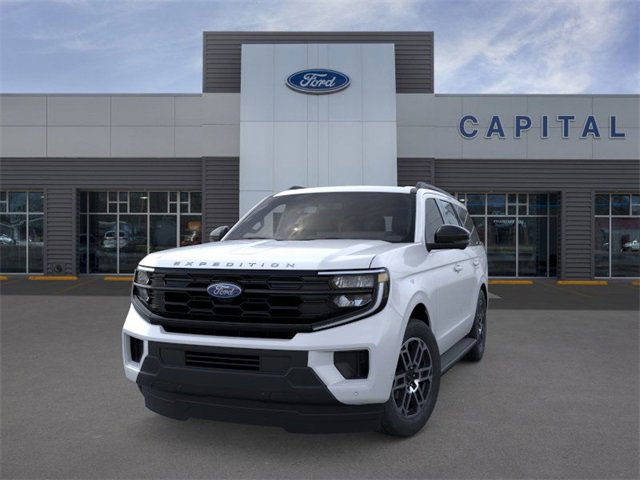 New 2025 Ford Expedition Active image 2