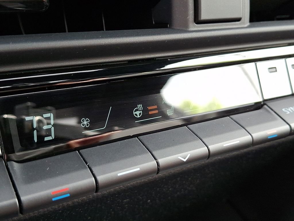 Used 2025 Toyota Crown Signia w/ Advanced Technology Package AWD/4WD image 24