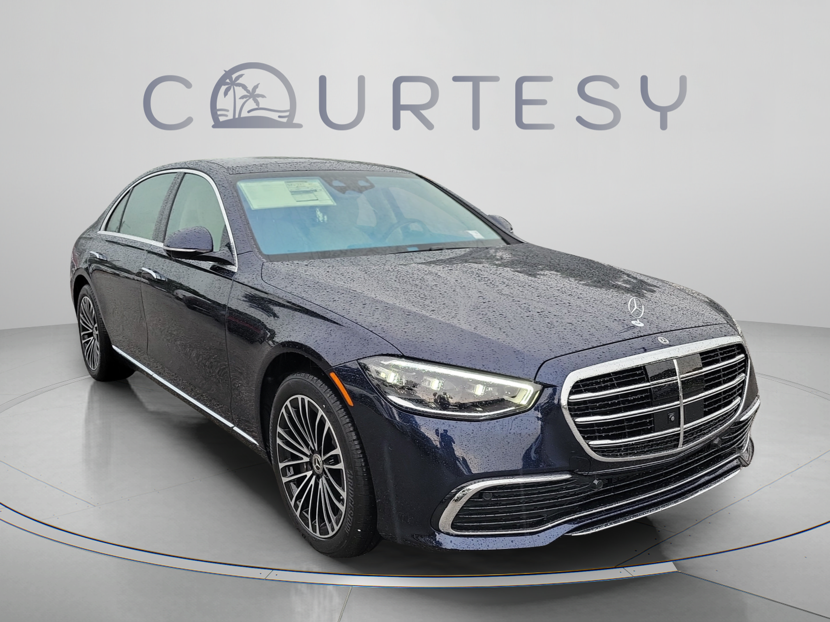 New 2026 Mercedes-Benz S 580e 4MATIC Sedan image 4