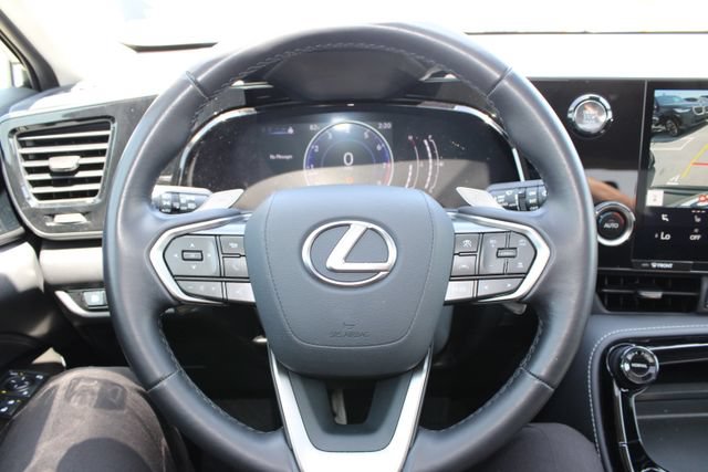 Certified 2025 Lexus NX 250 FWD w/ Accessory Package (Z1) image 16