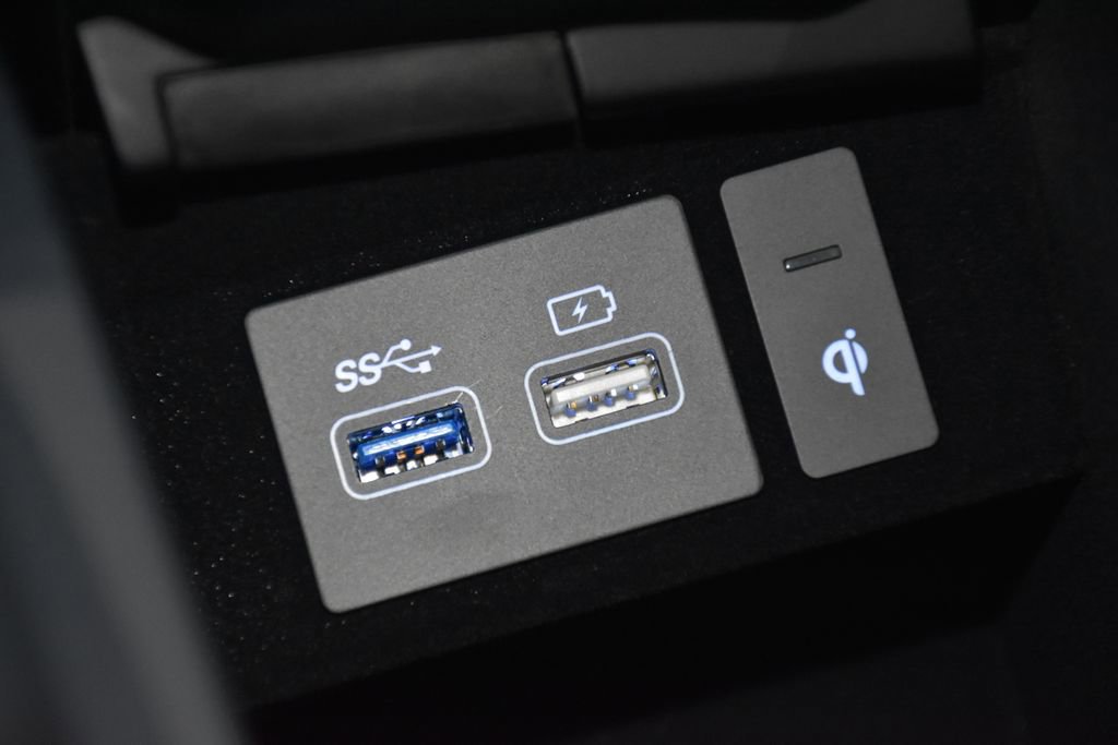 New 2025 Genesis GV70 3.5T Sport w/ Sport Advanced Package image 15