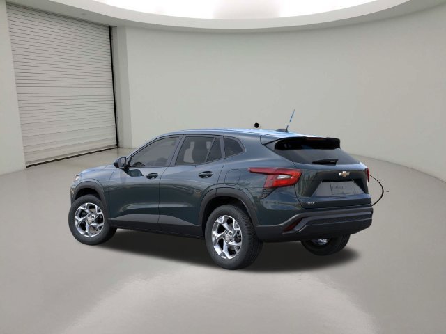 New 2026 Chevrolet Trax LS w/ LS Convenience Package FWD image 3
