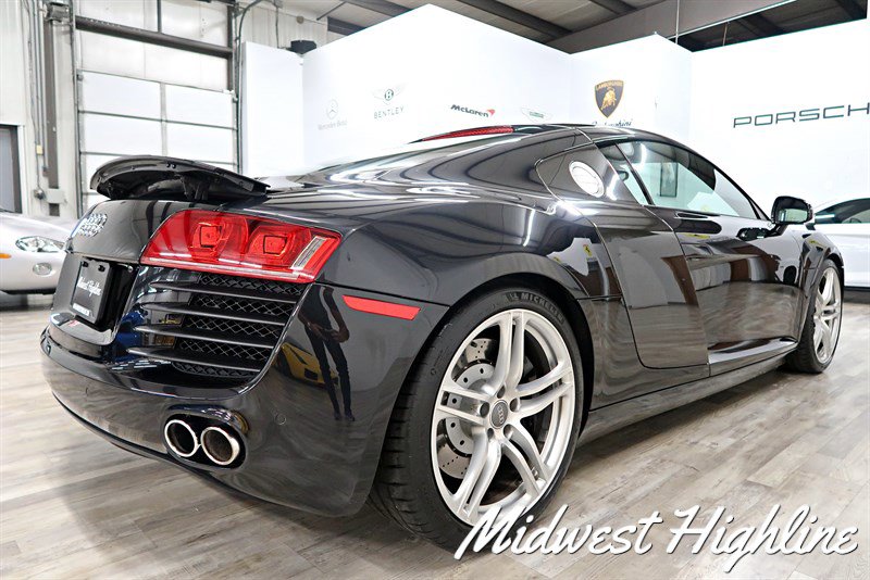 Used 2008 Audi R8 V8 image 22