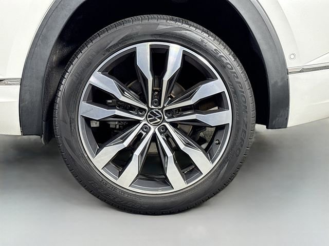 Used 2022 Volkswagen Atlas Cross Sport SEL Premium R-Line image 34