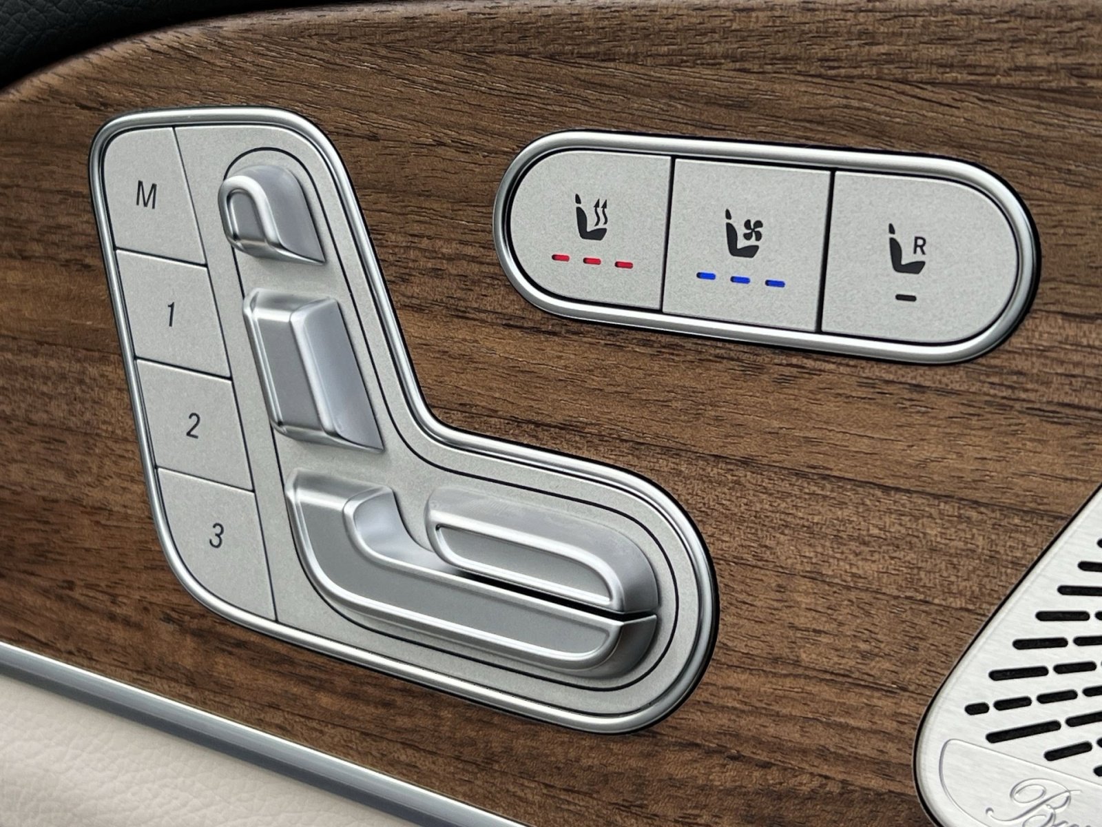 New 2026 Mercedes-Benz GLE 350 4MATIC image 33